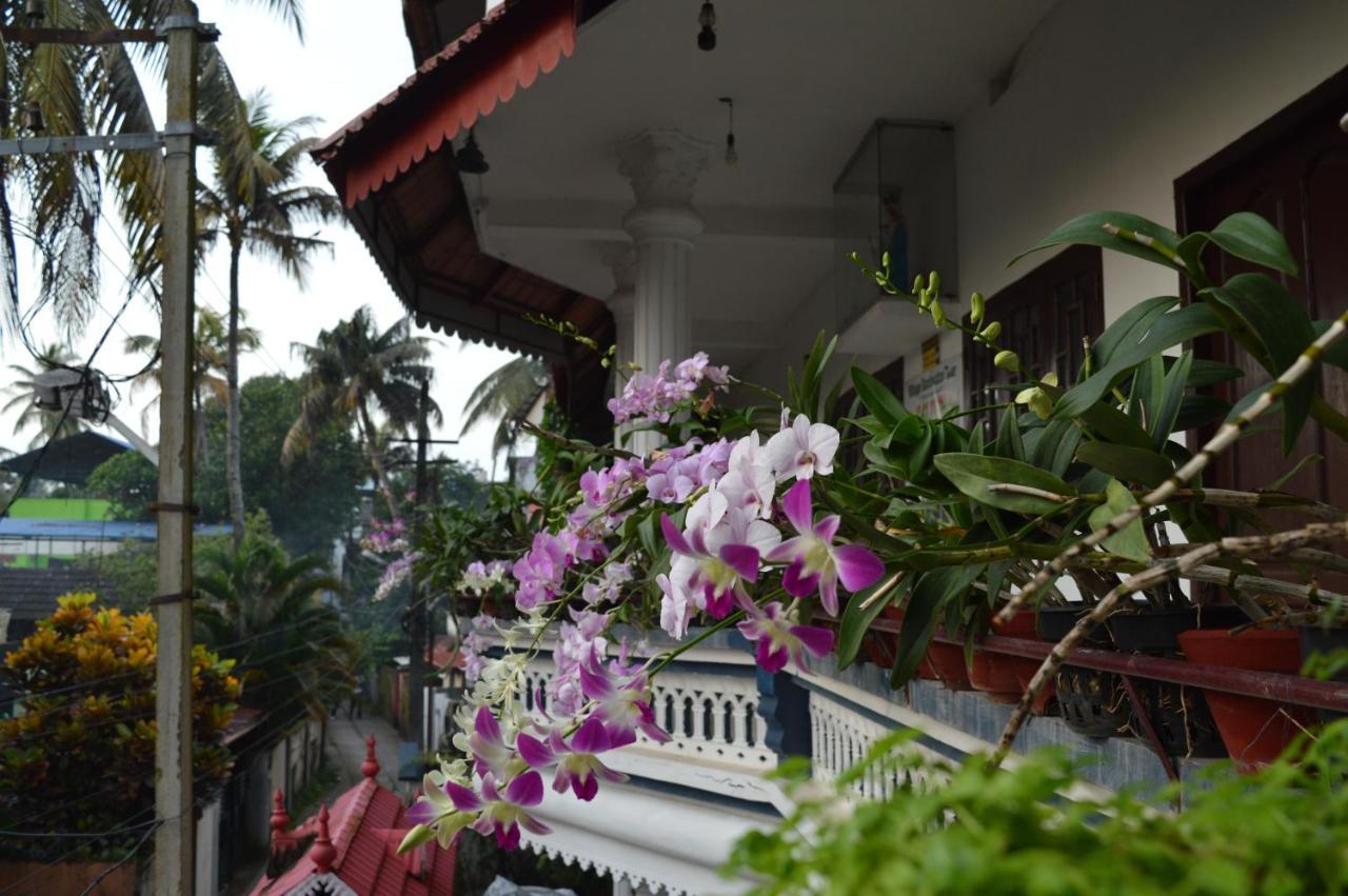 Dream Catcher Home Stay Kochi Exterior foto